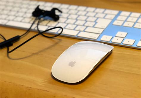 Improve Your Mac Workflow with These Magic Mouse Utilities